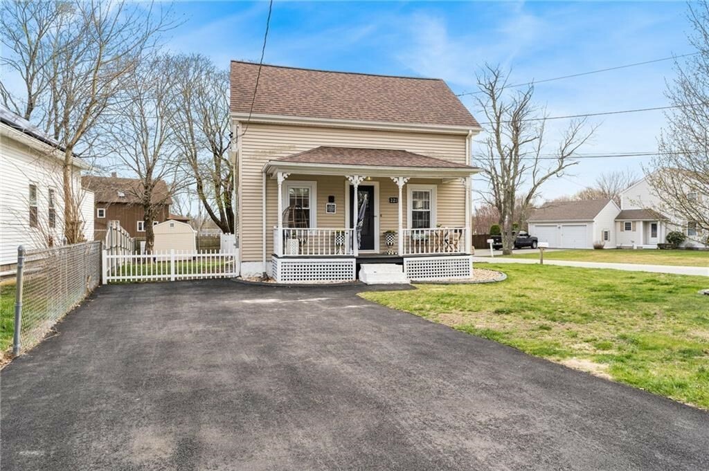 Property Photo: 221 County MA 02771