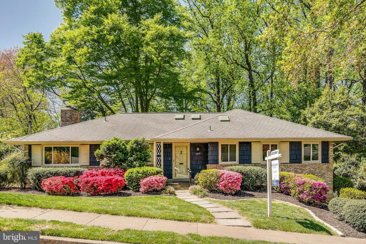 Photo de la propriété:  3624 N Monroe Street  VA 22207 