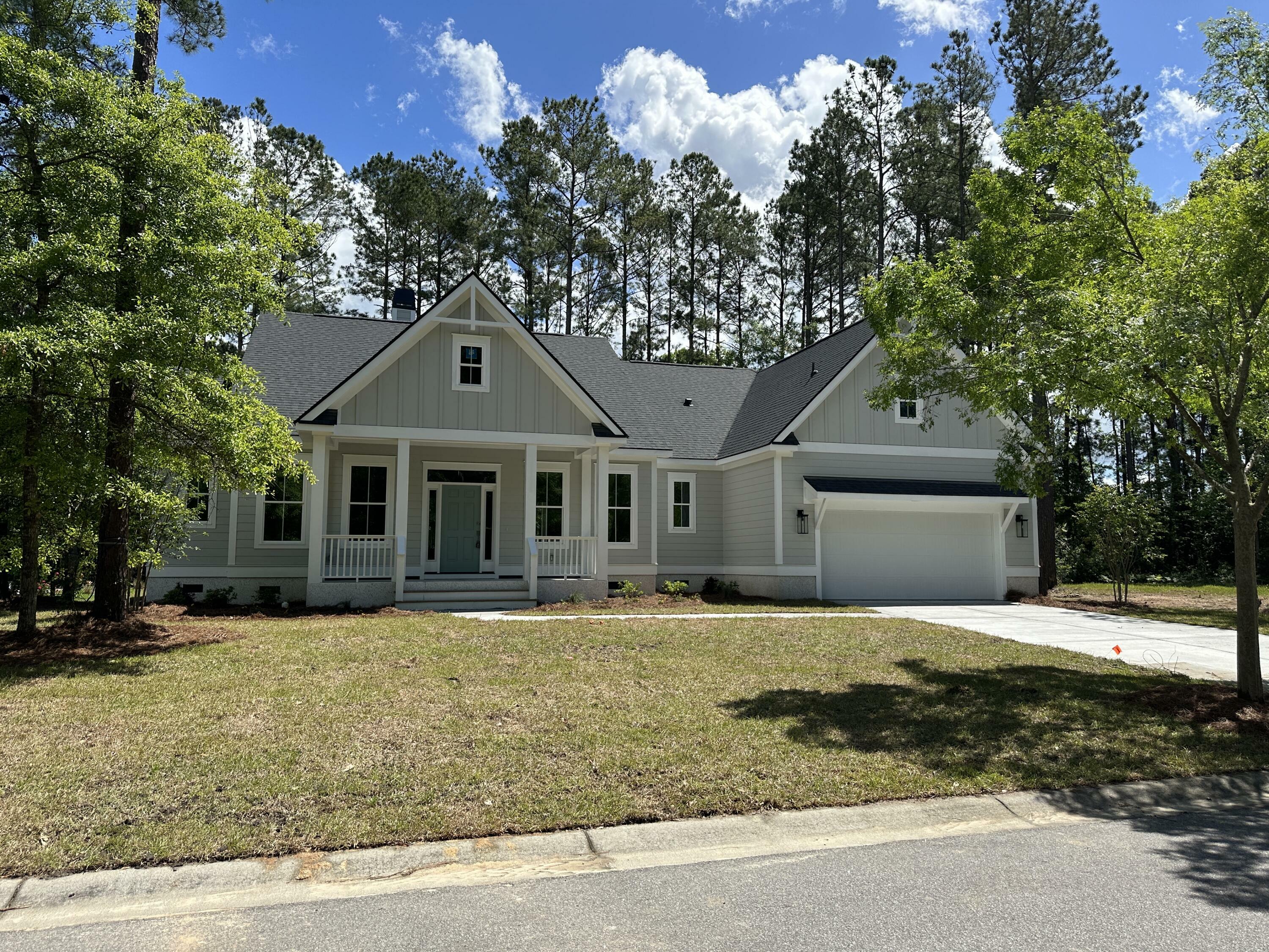 Property Photo:  219 Summer Breeze Way  SC 29461 