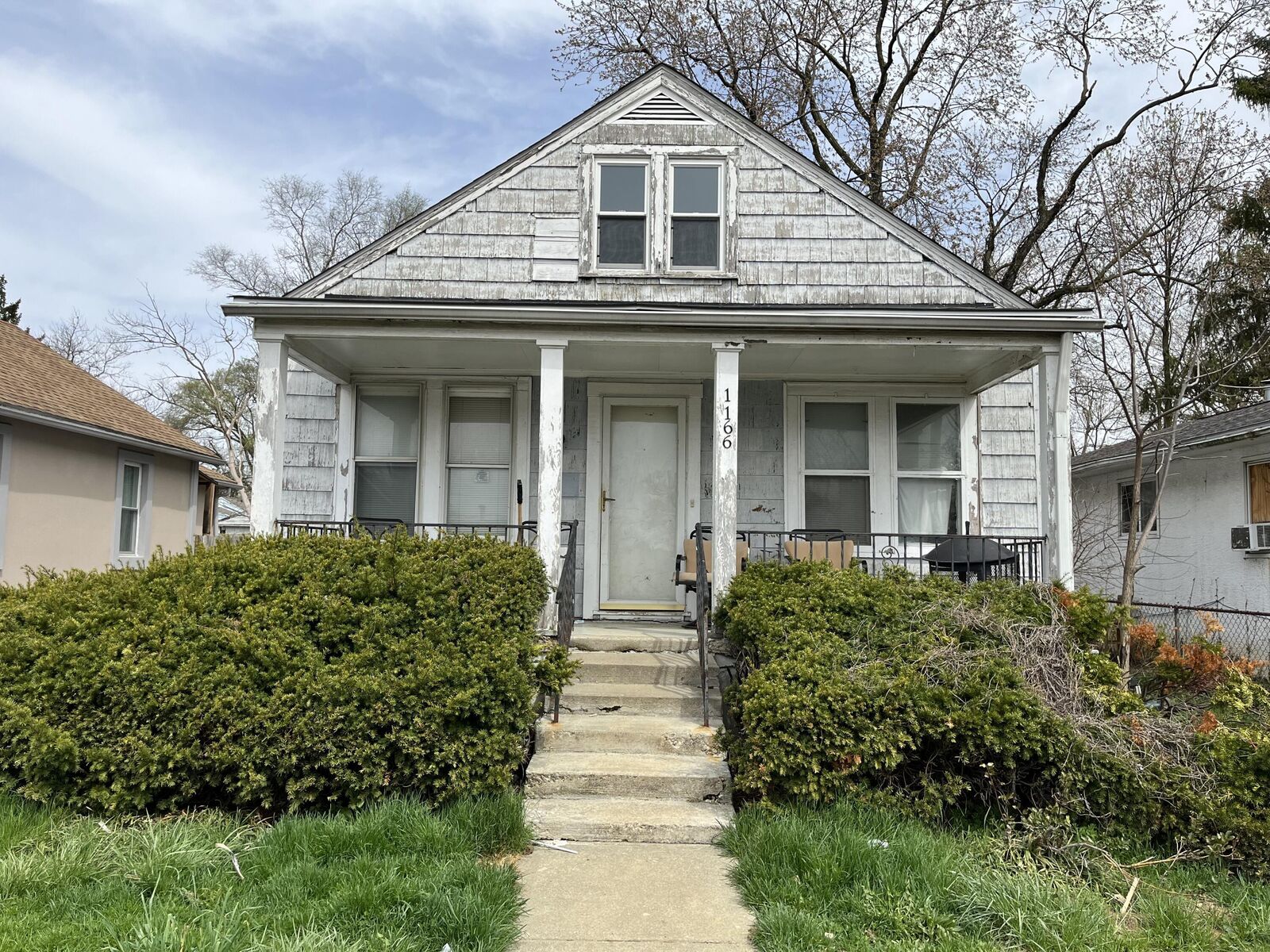 Property Photo:  1166 Minnesota Avenue  OH 43211 