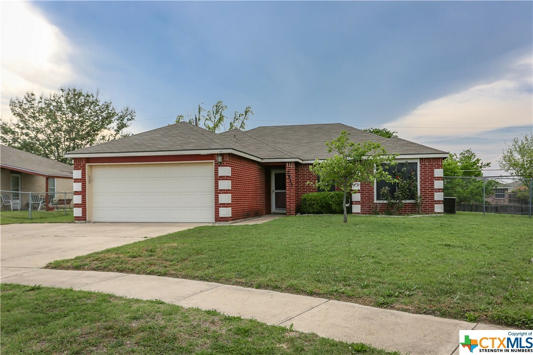 Property Photo:  2511 Thoroughbred Drive  TX 76549 