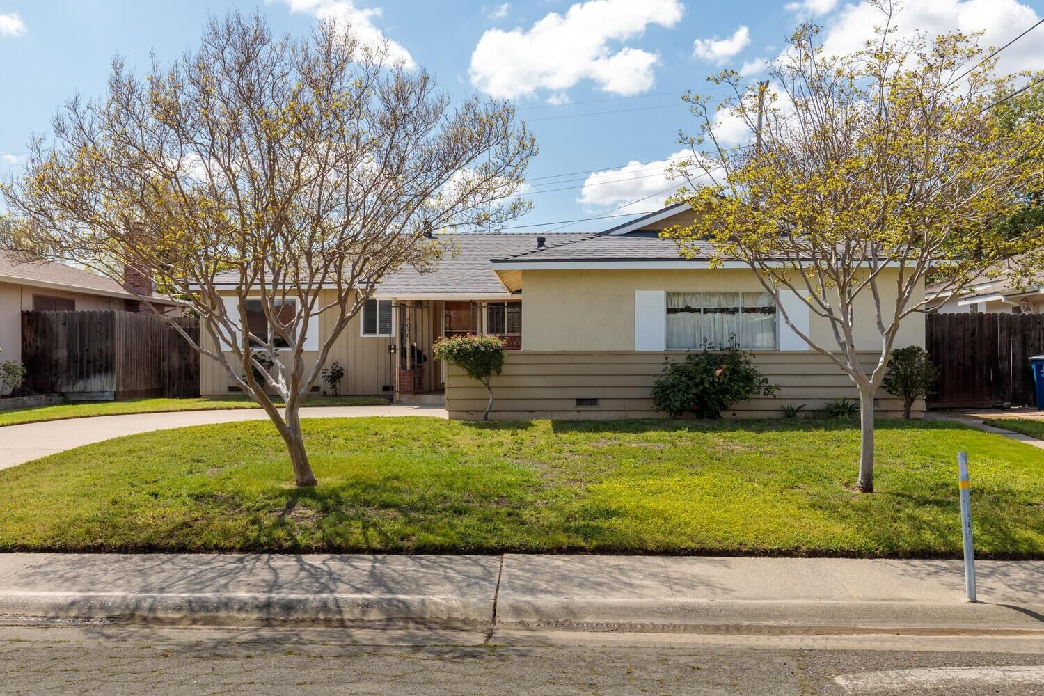 Property Photo:  5048 Toronto Way  CA 95820 