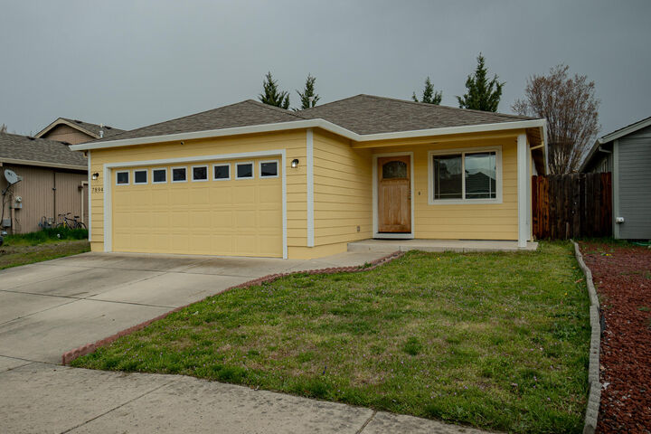 7894 27th Street  White City OR 97503 photo