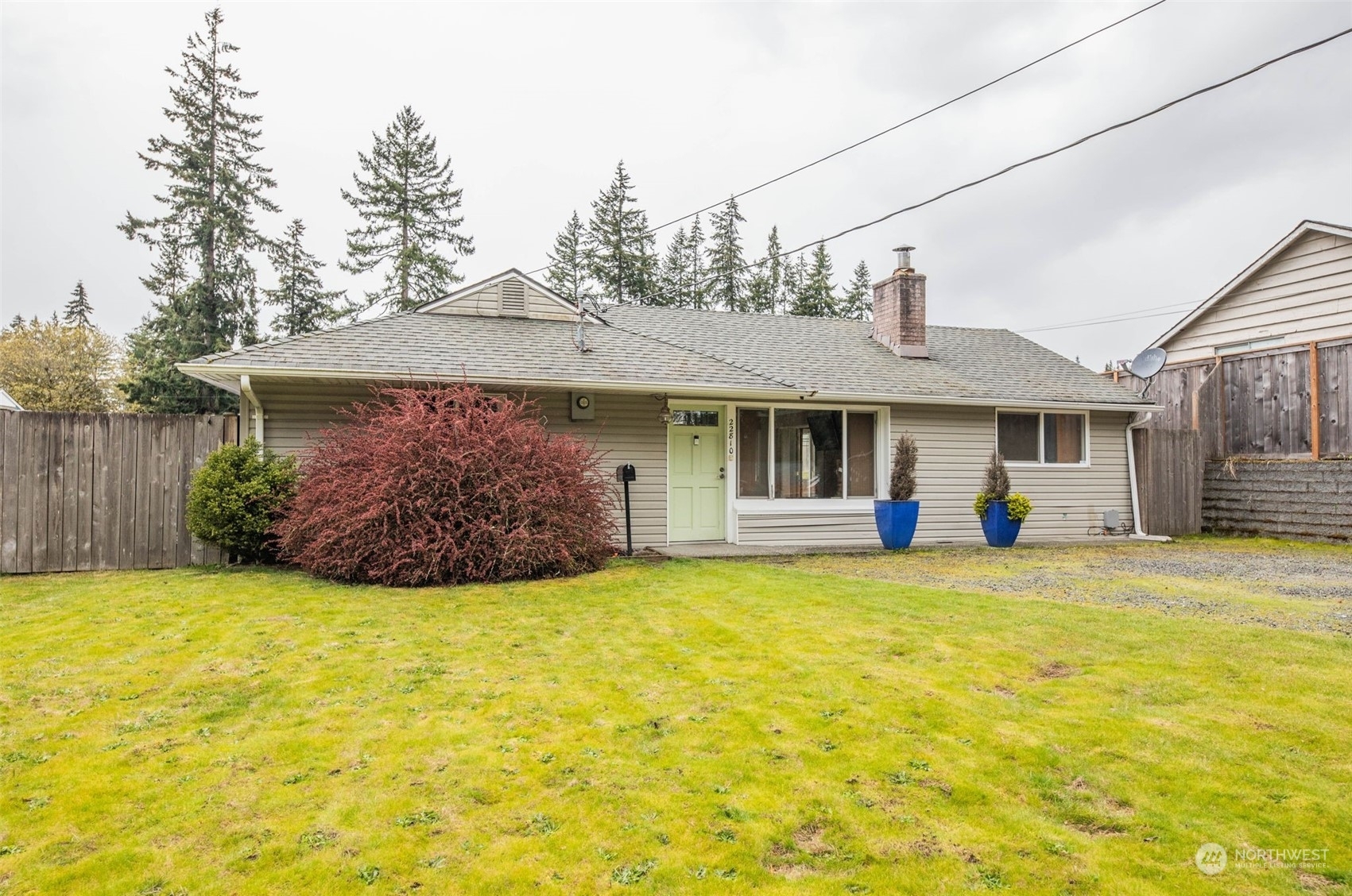 Property Photo:  22810 53rd Avenue W  WA 98043 