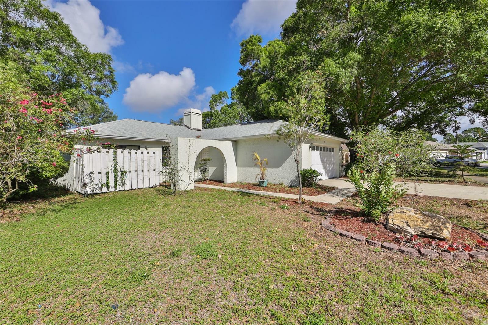 Property Photo:  7100 70th Street N  FL 33781 