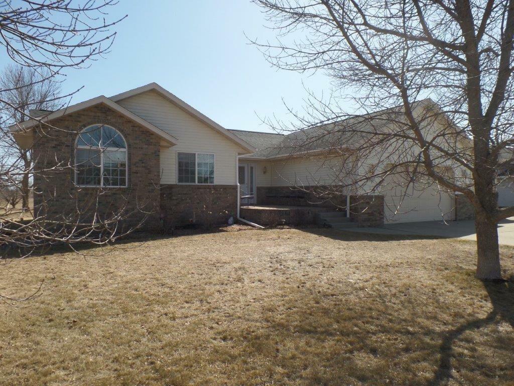 Property Photo: 750 6th Avenue NE MN 56573