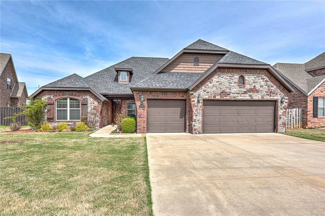 Property Photo:  3604 SW Riverwood Place  AR 72713 