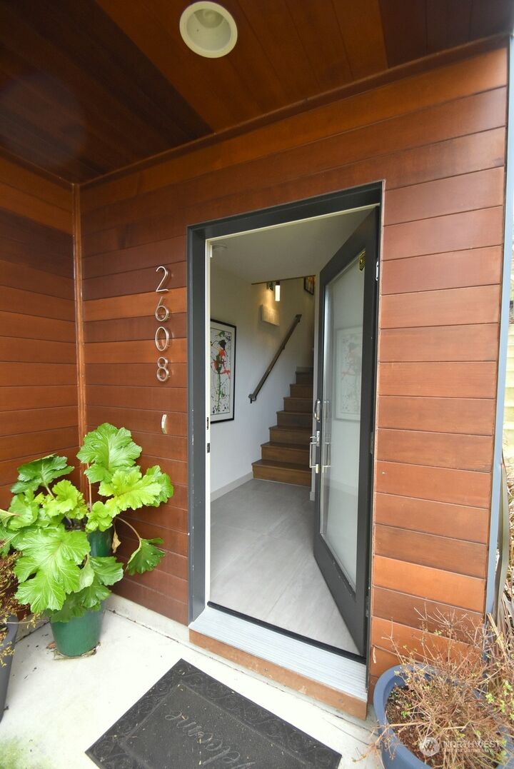 Property Photo:  2608 23rd Avenue W  WA 98199 