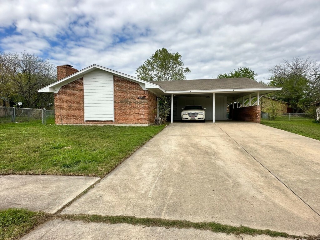 Property Photo:  2203 Wheeler Circle A  TX 76549 