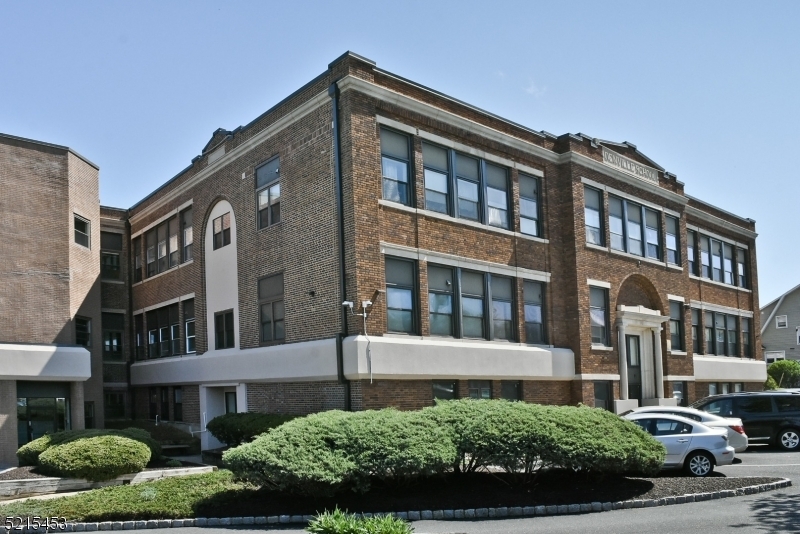 Property Photo: 124 E Main St 304 NJ 07834