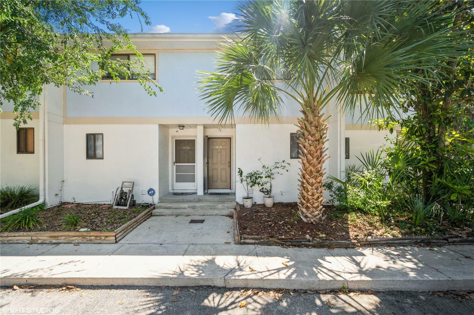 Property Photo:  1434 SW 25th Place 1434  FL 32608 