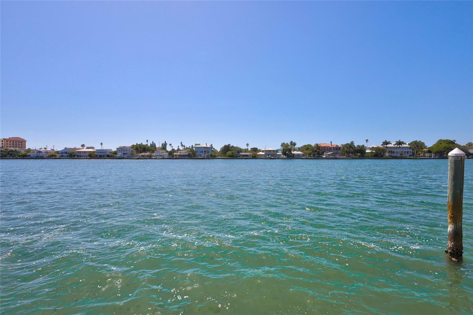 Property Photo:  700 Island Way 706  FL 33767 