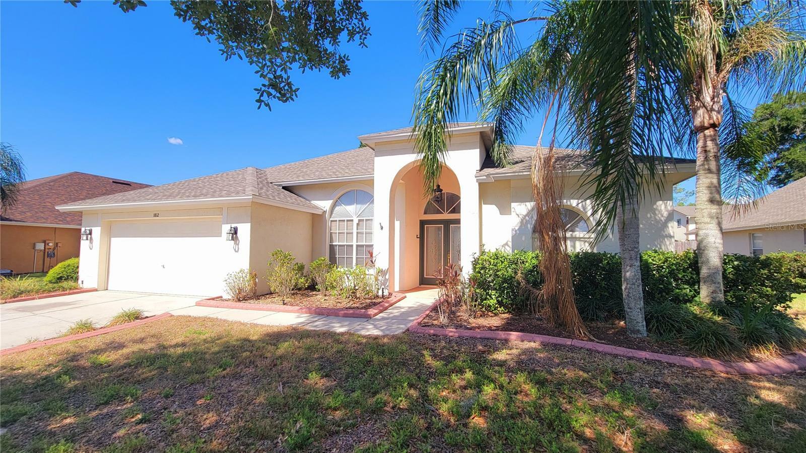 Property Photo: 1812 Vista River Drive FL 33596