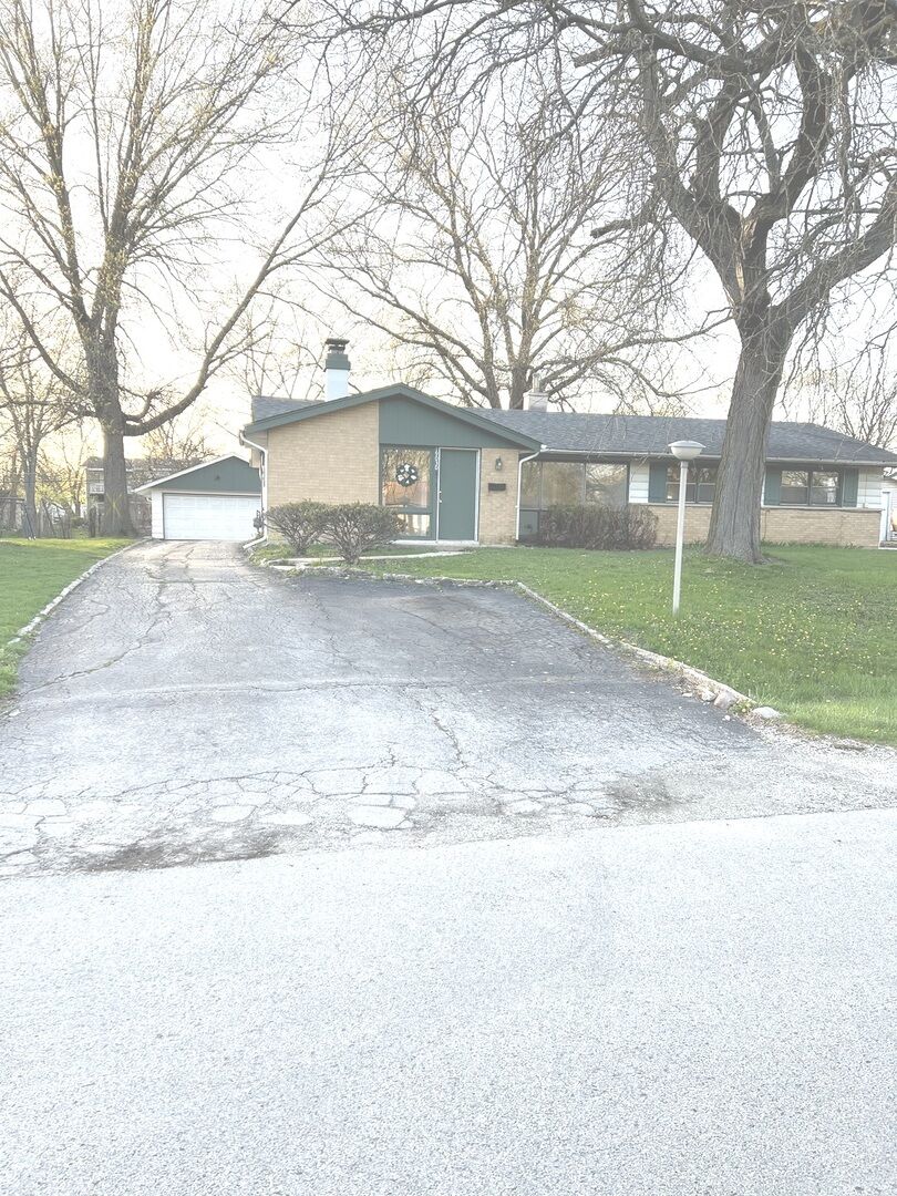 Property Photo: 19030 Loretto Lane IL 60478