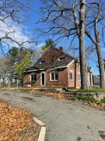 Property Photo: 6 Lovis Ave MA 01880