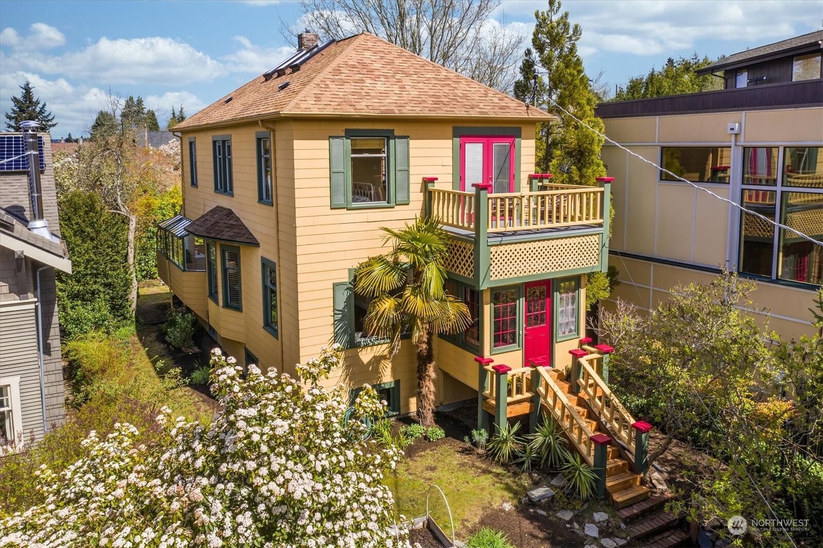 Property Photo: 116 NW 58th Street WA 98107