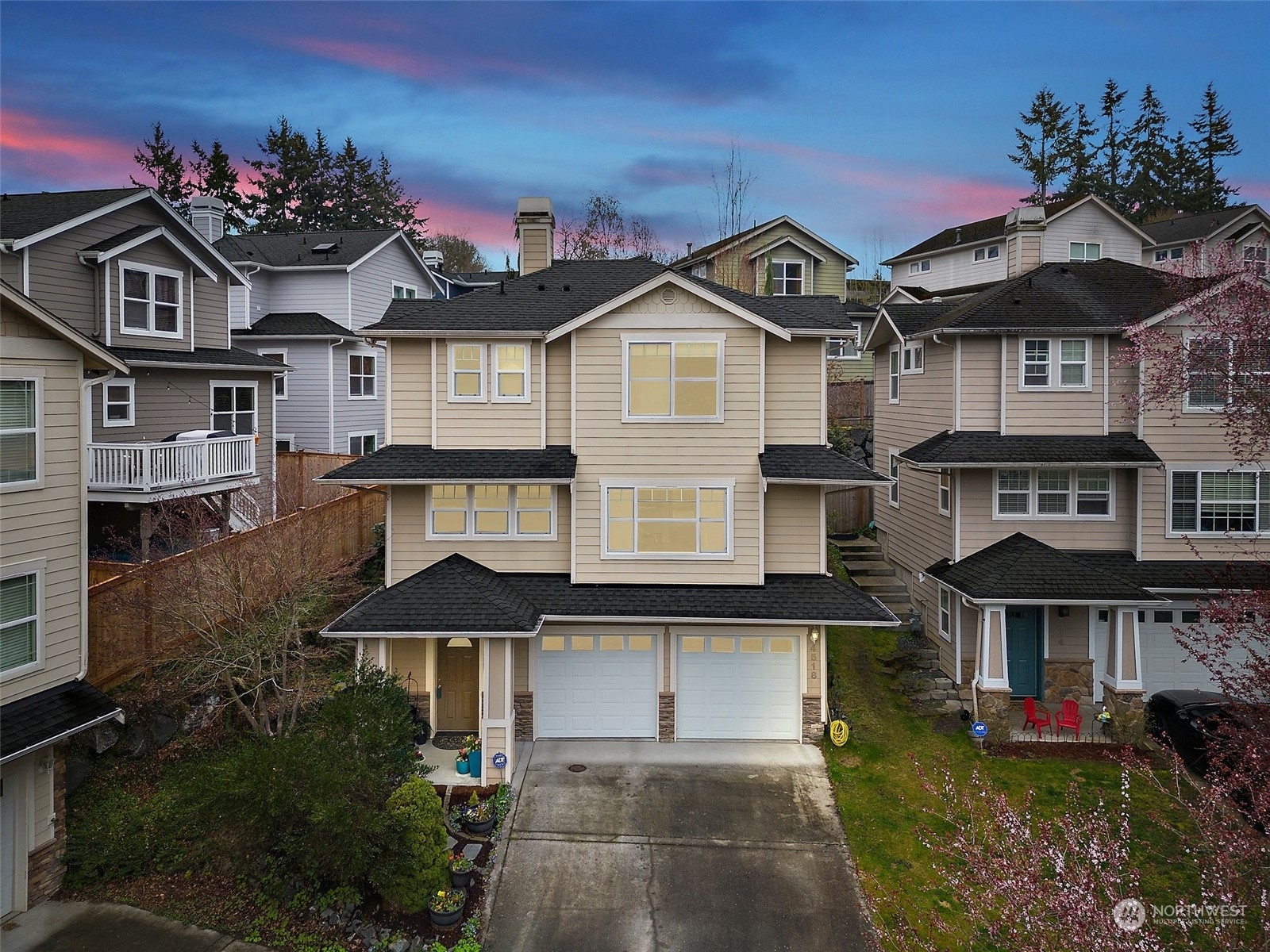 Property Photo: 4518 5th Drive SE WA 98203