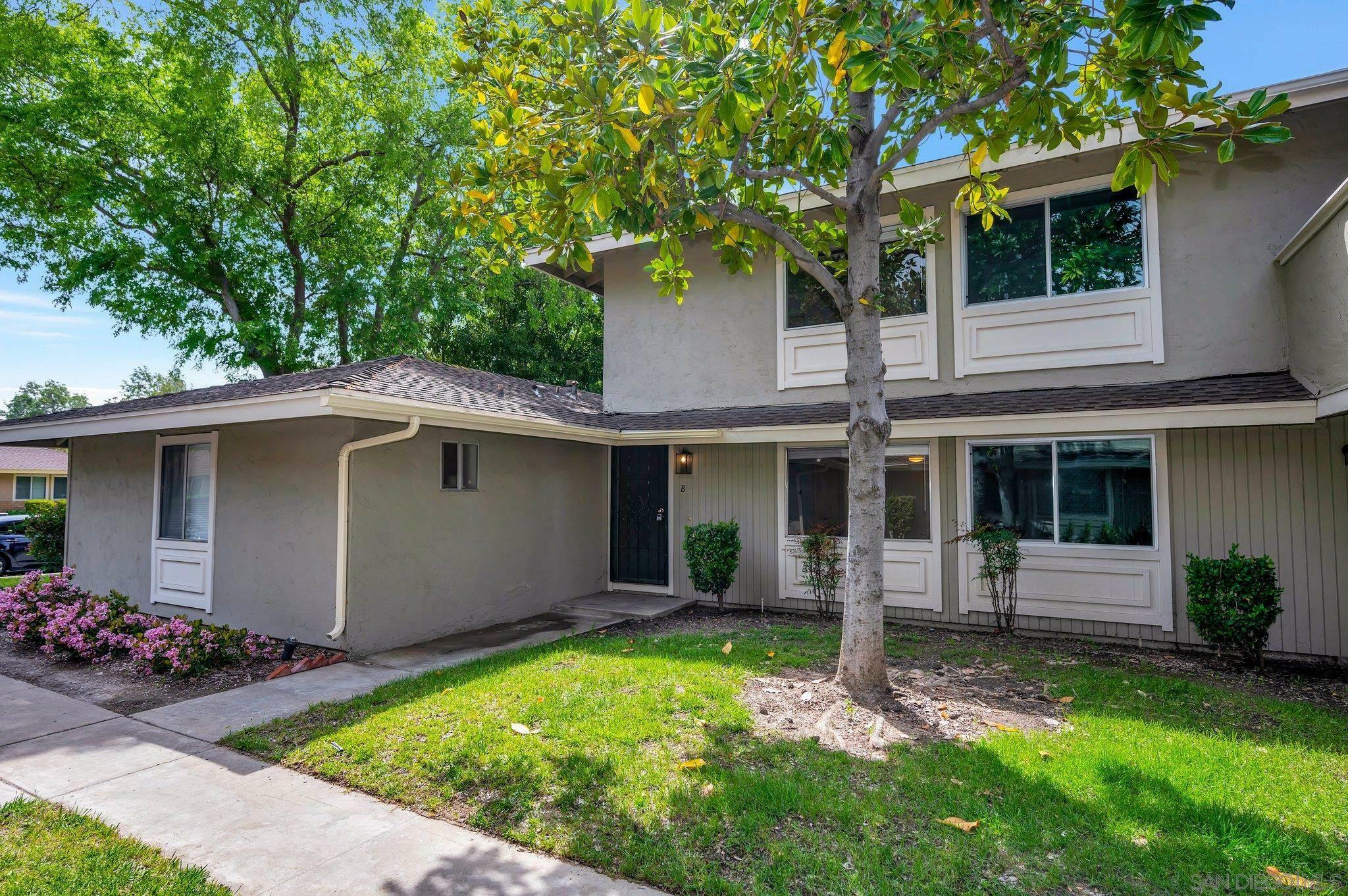 Property Photo:  913 Amistad Ct B  CA 92019 