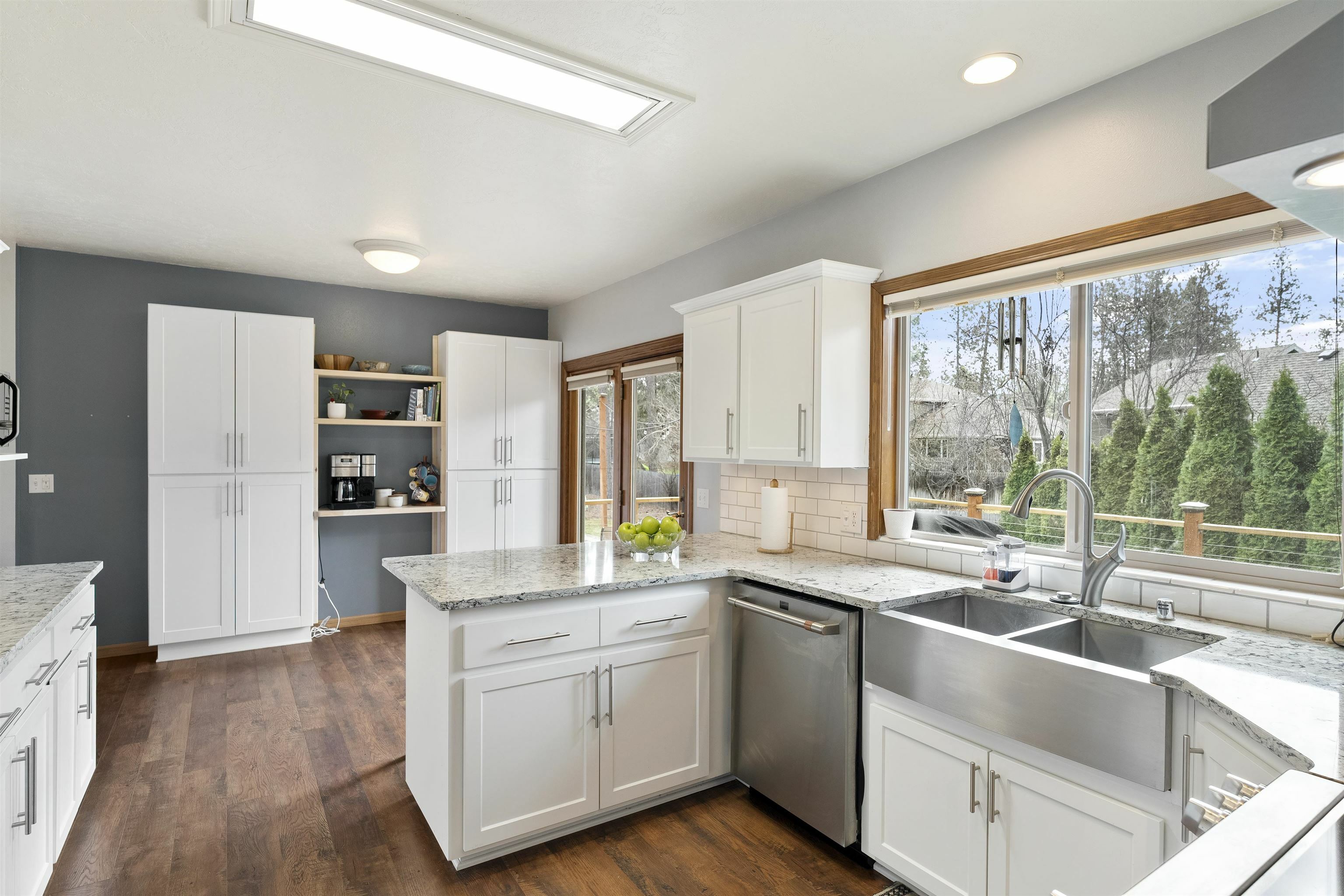 Property Photo: