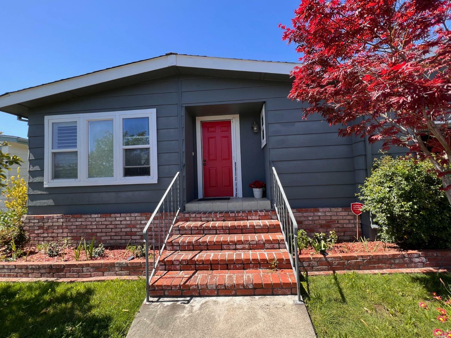 Property Photo: 1945 Piner Road 106 CA 95403
