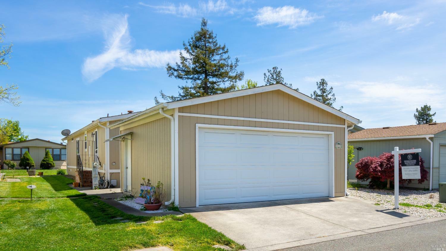 Property Photo:  1513 Royal Oak Drive  CA 94954 