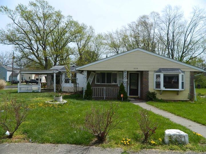 1808 Tibbetts Avenue  Springfield OH 45505 photo