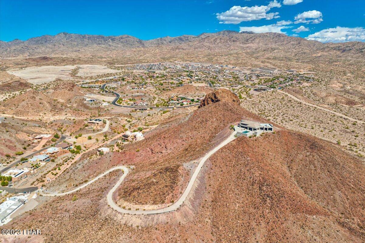 Property Photo: 4124 Black Hill Pl AZ 86406