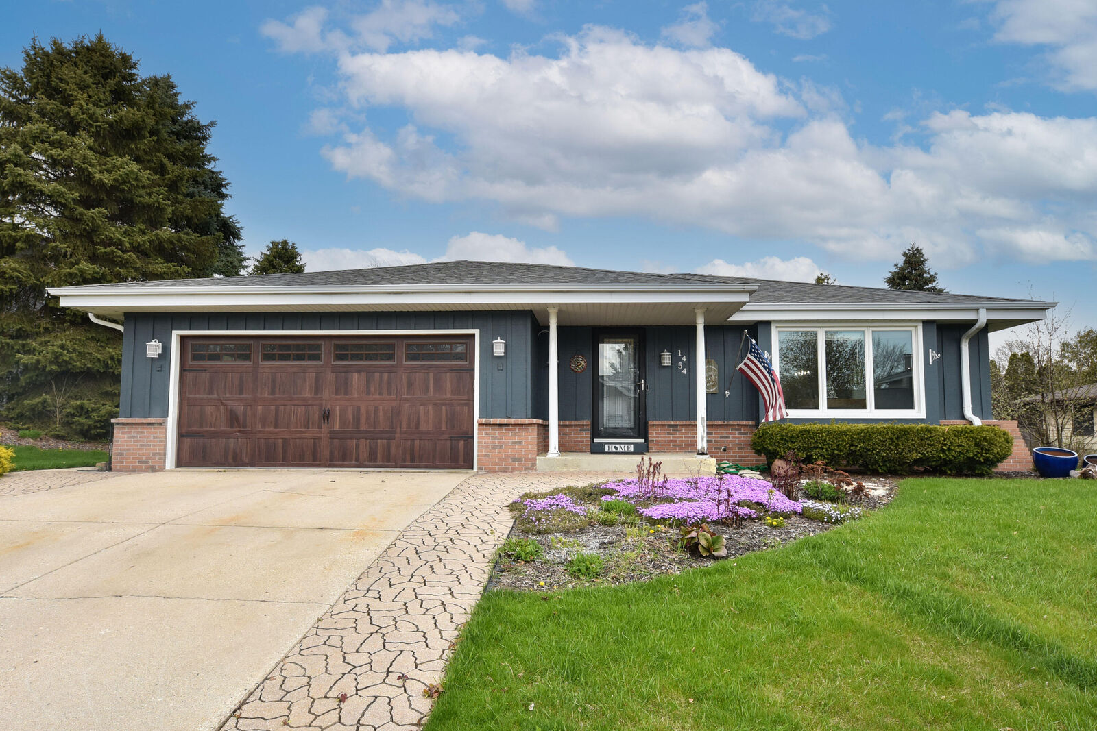 Property Photo:  1454 Willow Dr  WI 53074 