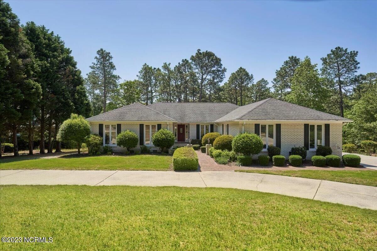 Property Photo:  116 Cambridge Lane  NC 27376 