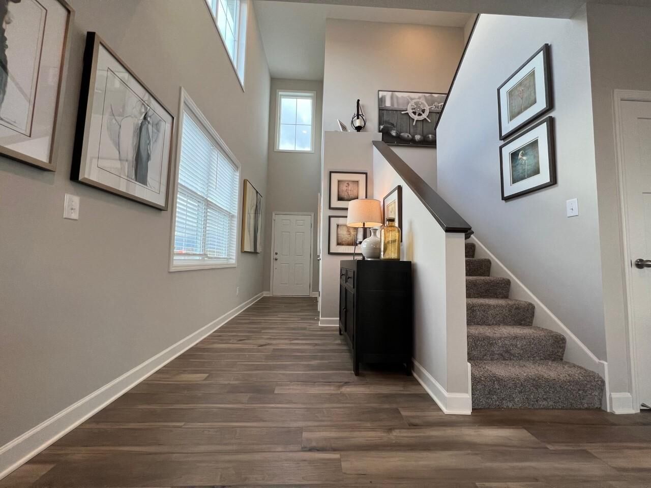 Property Photo: 1511 Dogwood Lane MN 55315