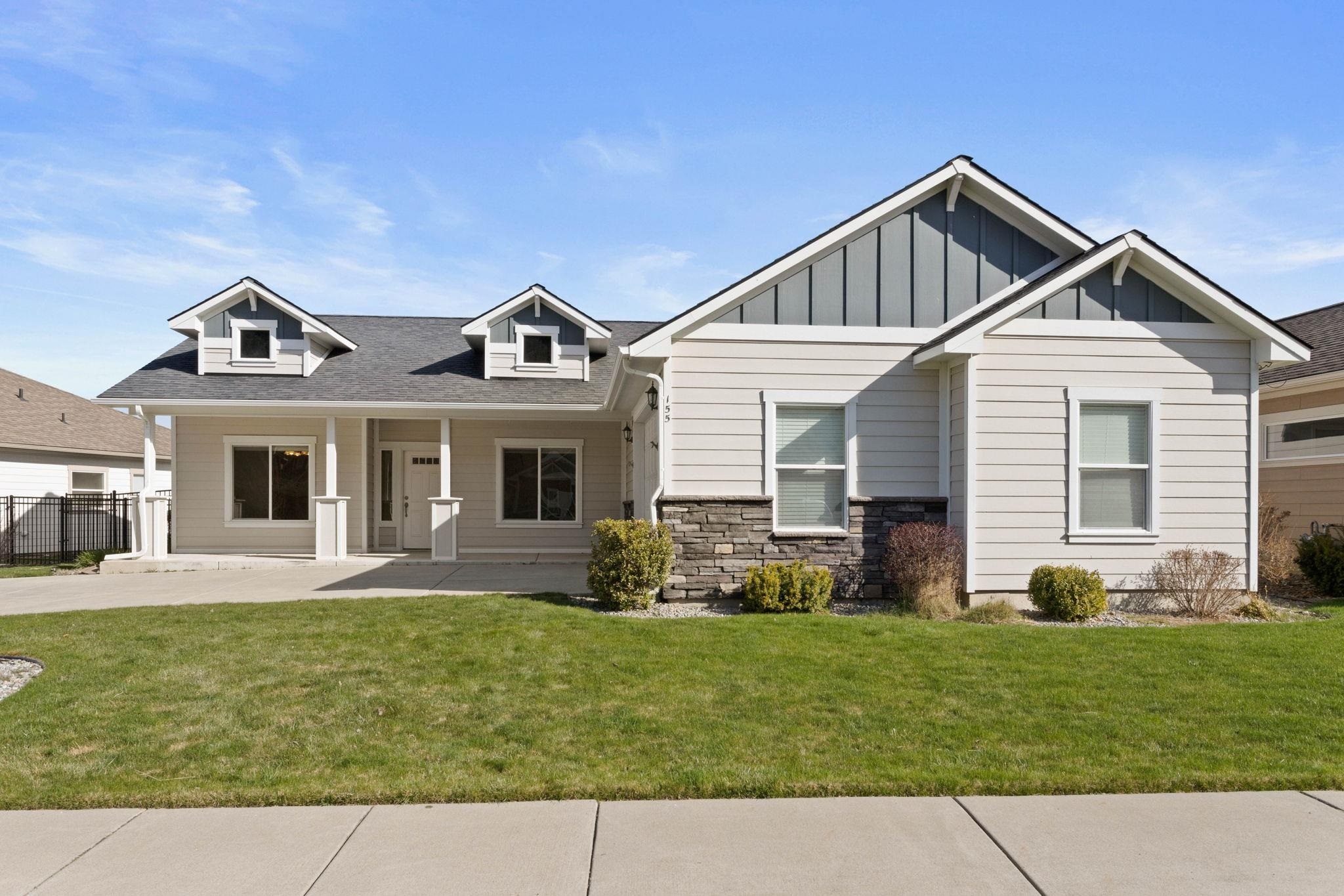 Property Photo: 155 S Legacy Ridge Dr WA 99019