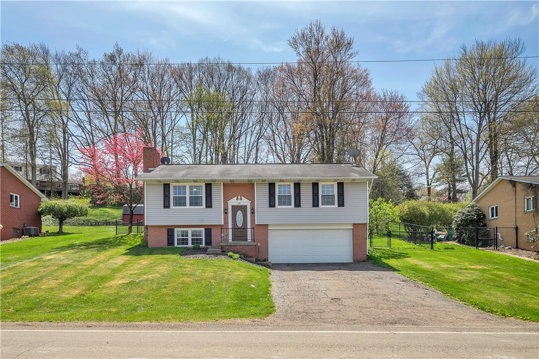 Property Photo: 119 W McQuistion Rd PA 16001