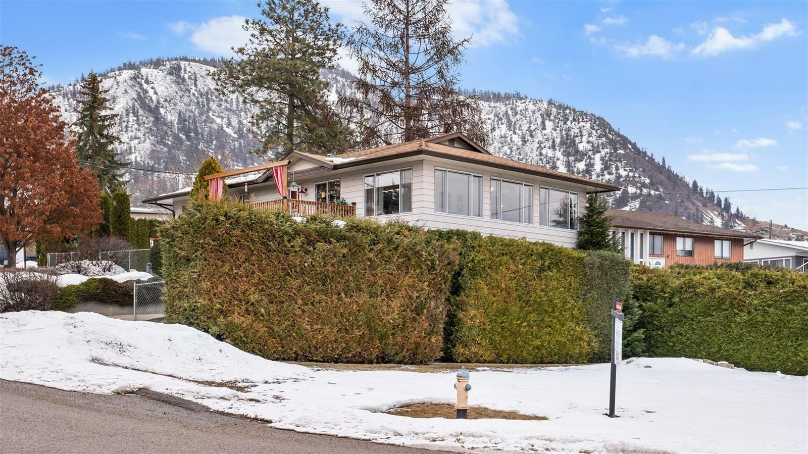 1393 Shaunna Road  Kelowna BC V1P1K7 photo