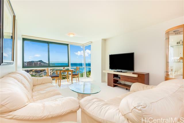 Property Photo:  88 Piikoi Street 3907  HI 96814 