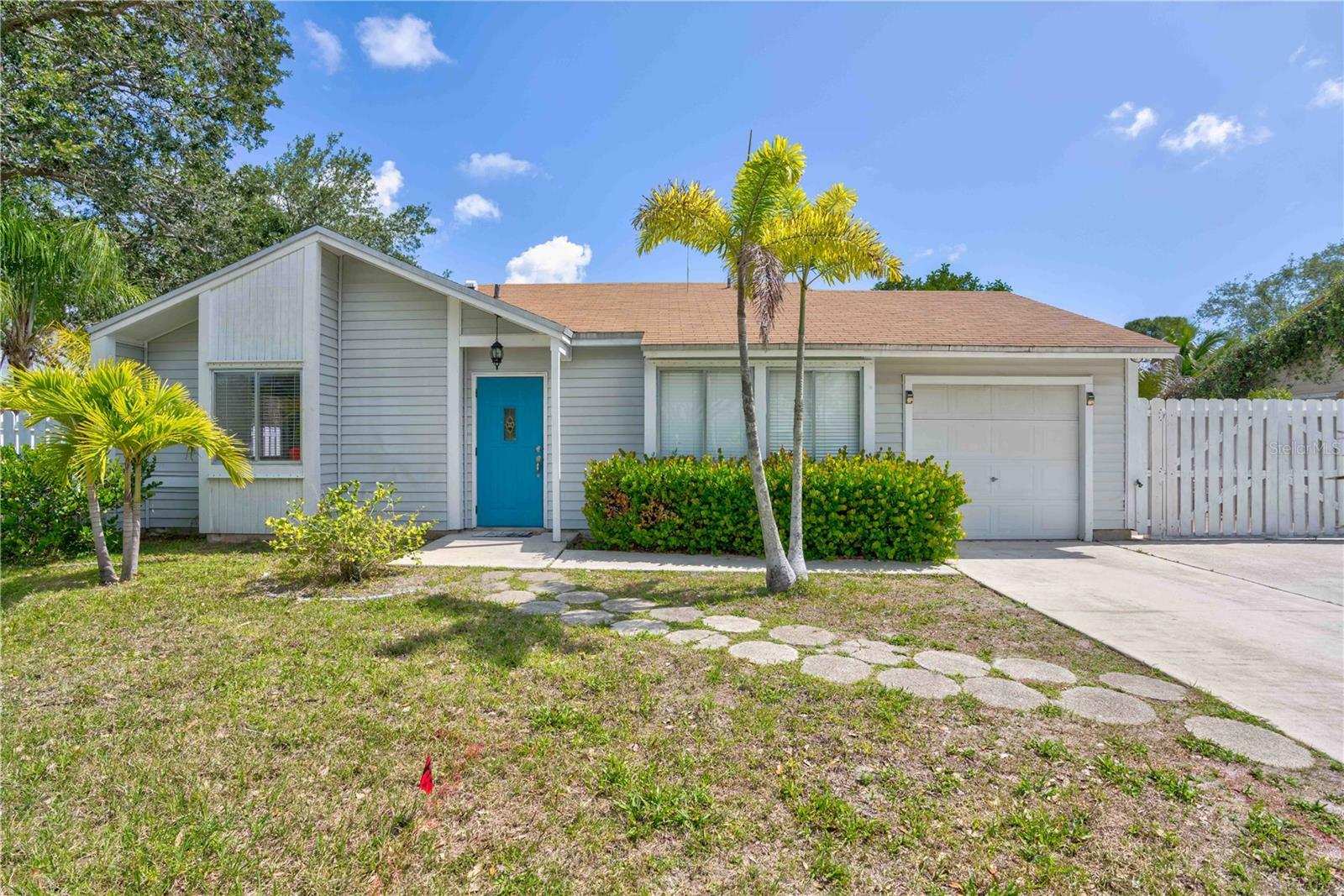 Property Photo:  18147 Jupiter Landings Drive  FL 33458 