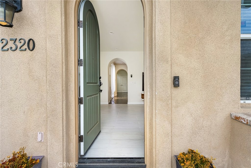 Property Photo: 2320 W Canopy Lane CA 92801