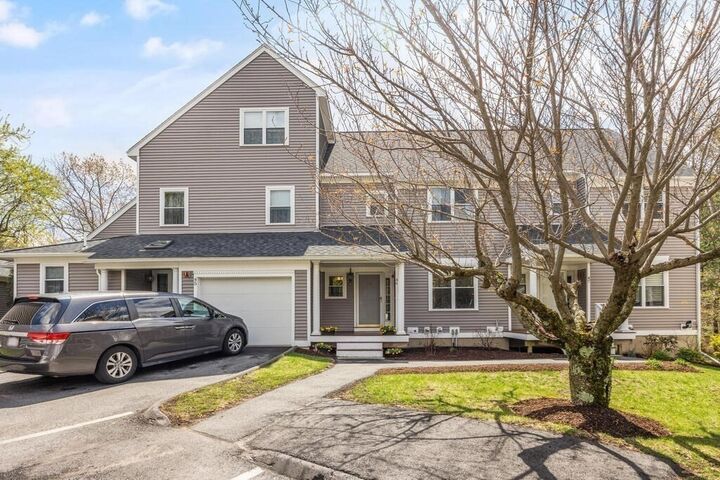 Property Photo:  46 Hill Cir 46  MA 01803 
