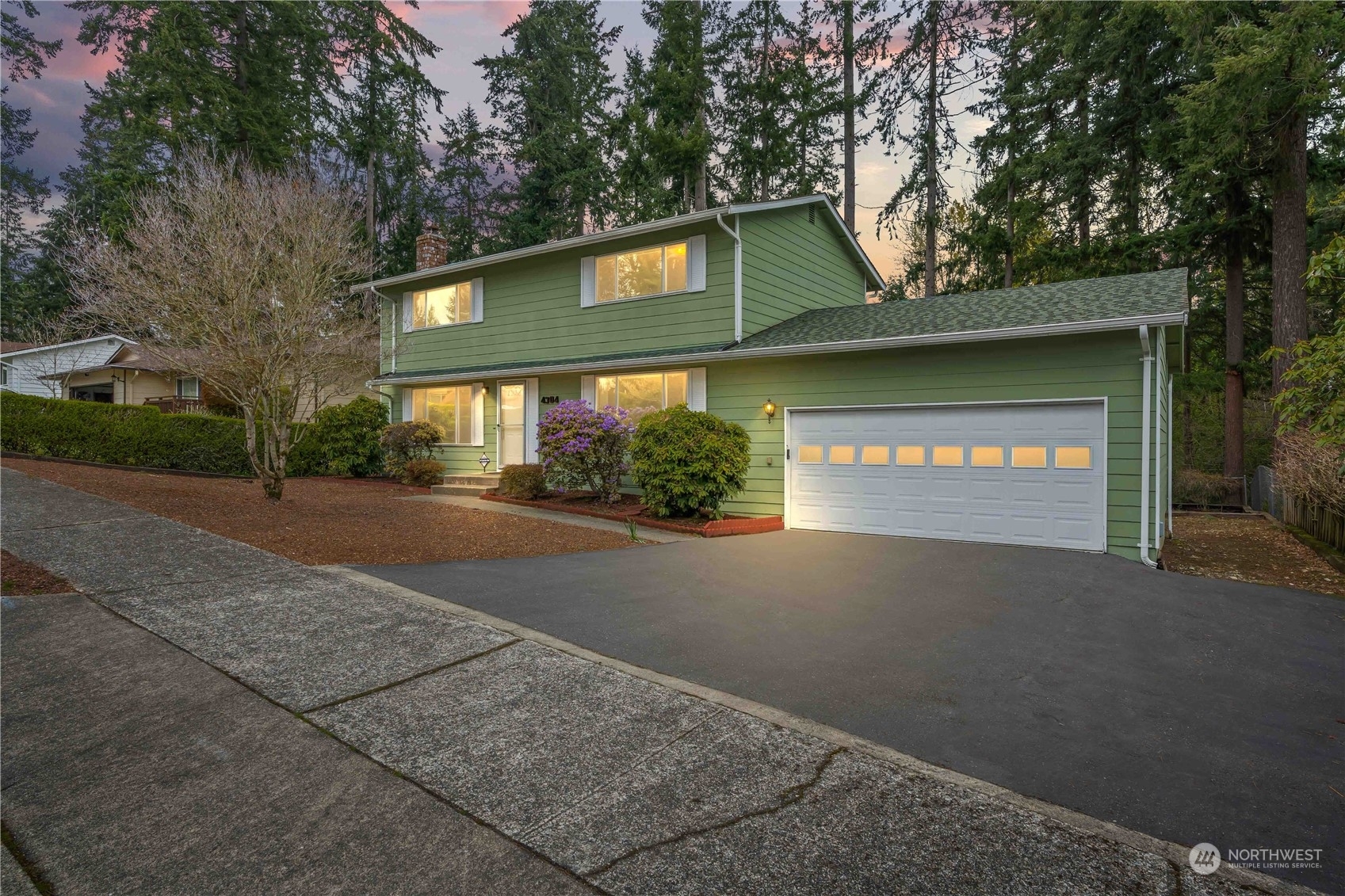 Property Photo:  4304 S 296th Place  WA 98001 