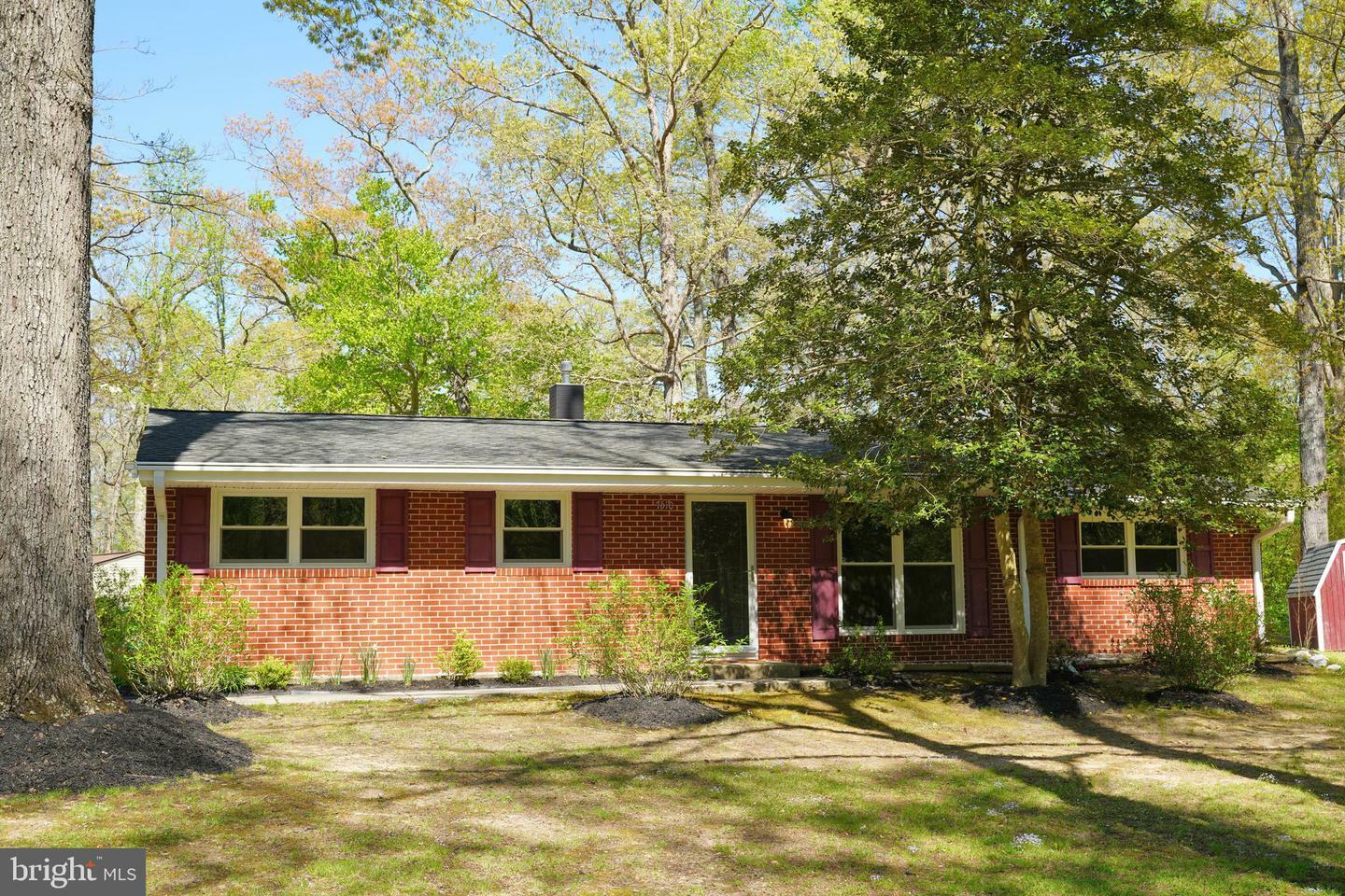 Property Photo:  7510 Sutton Drive  MD 20646 