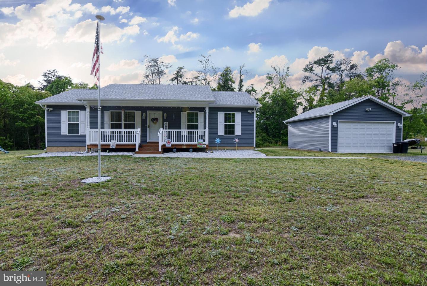 Property Photo: 11142 Circle Loop VA 22485