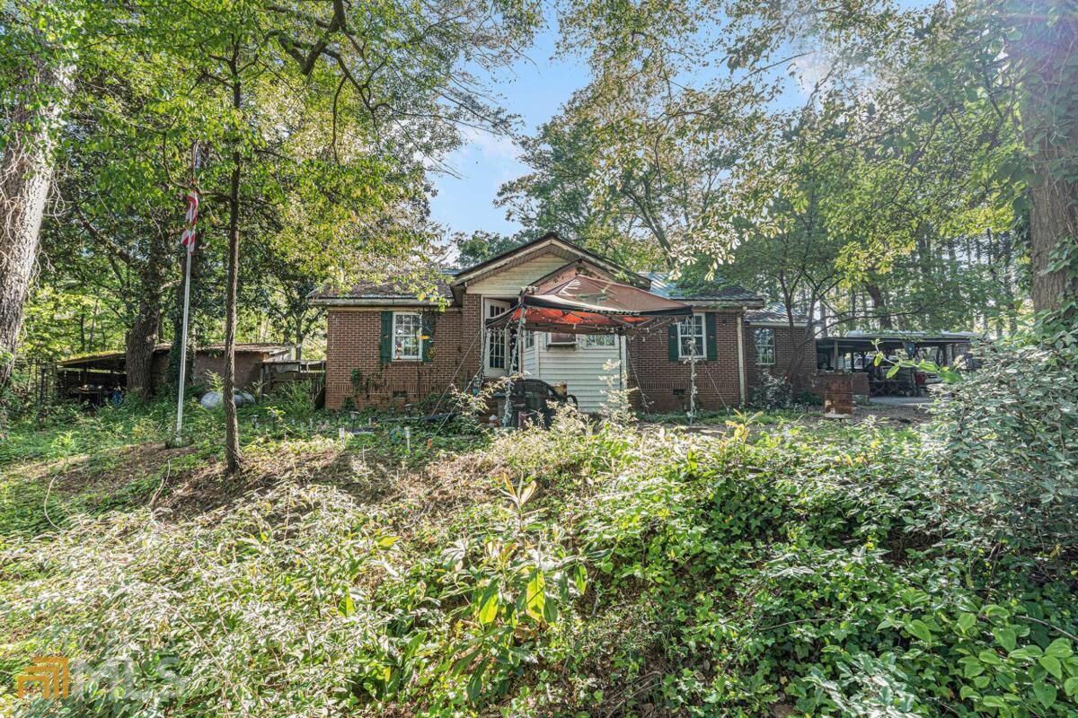 Property Photo:  2754 Fayetteville Road  GA 30223 