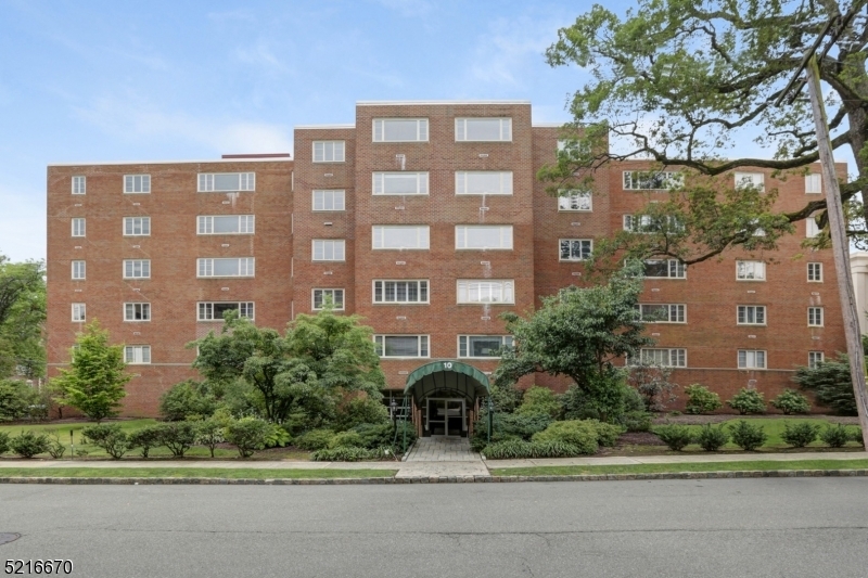 Property Photo: 10 Euclid Ave Apt 404 NJ 07901