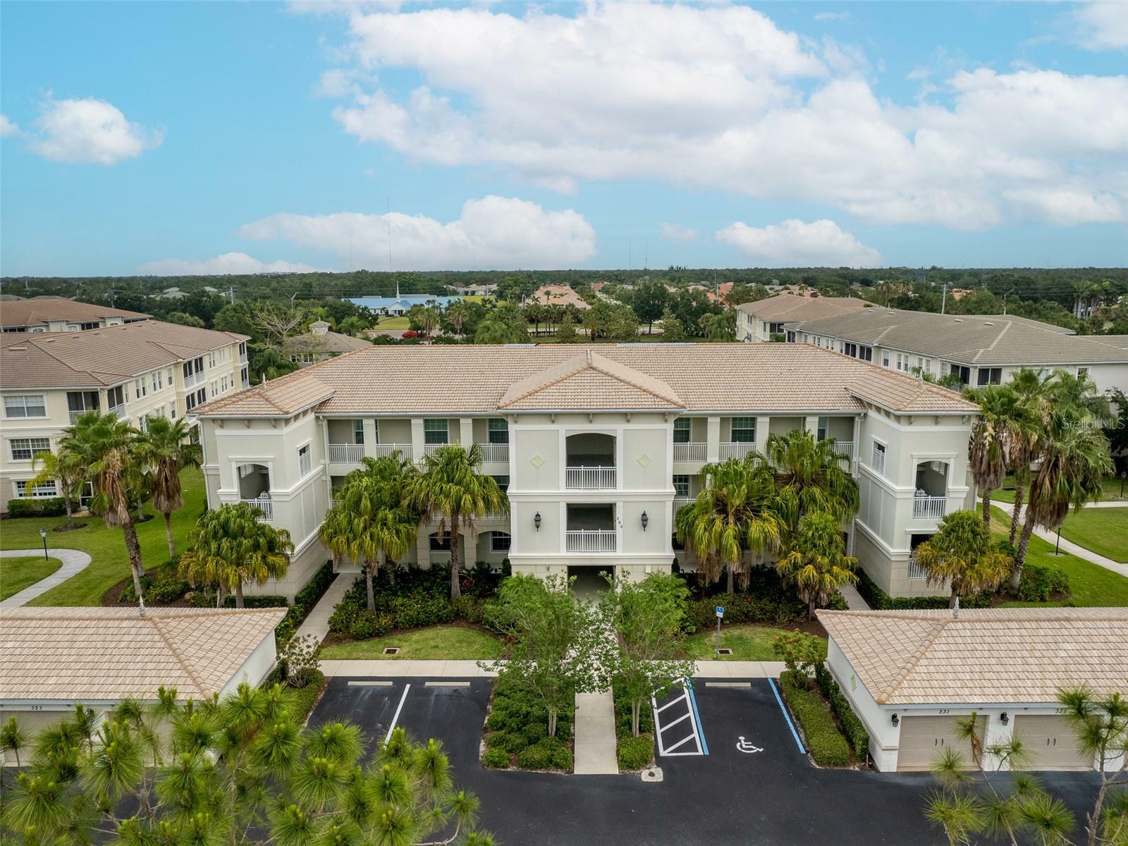 Property Photo: 300 San Lino Circle 323 FL 34292