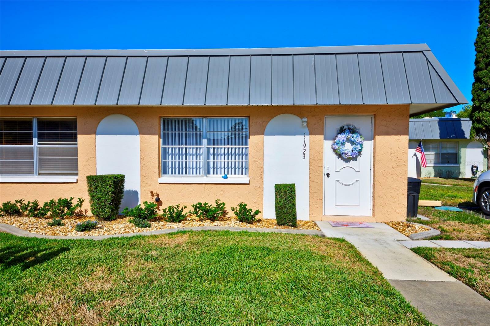 Property Photo:  11923 Boynton Lane 11923  FL 34654 