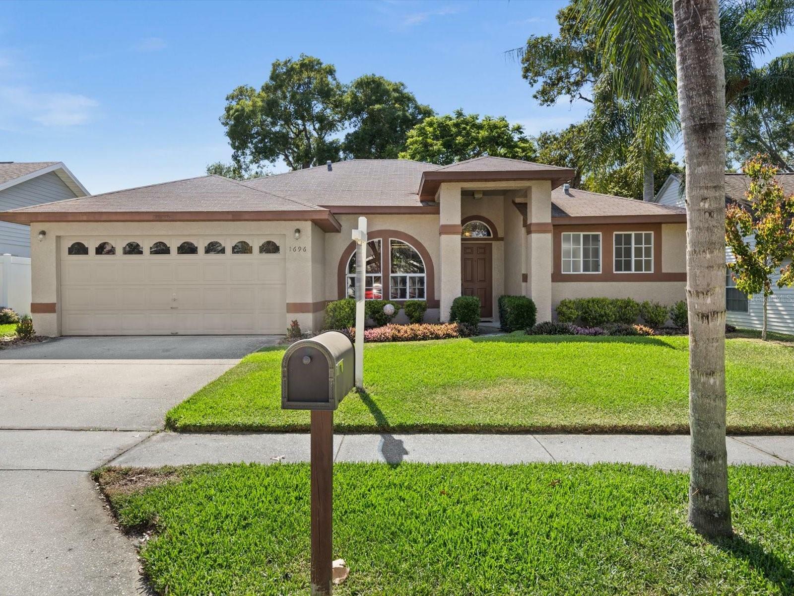 Property Photo:  1696 Silverwood Street  FL 34689 