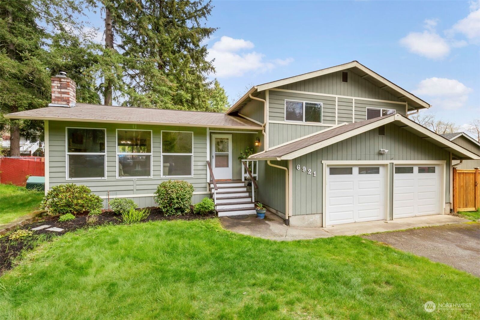 Property Photo: 6921 Crest Drive SE WA 98367