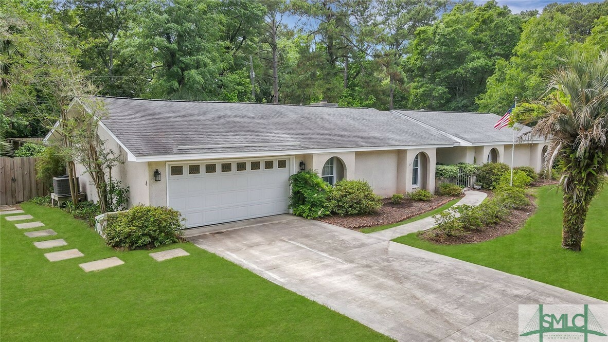 Property Photo:  209 Donna Road  GA 31410 