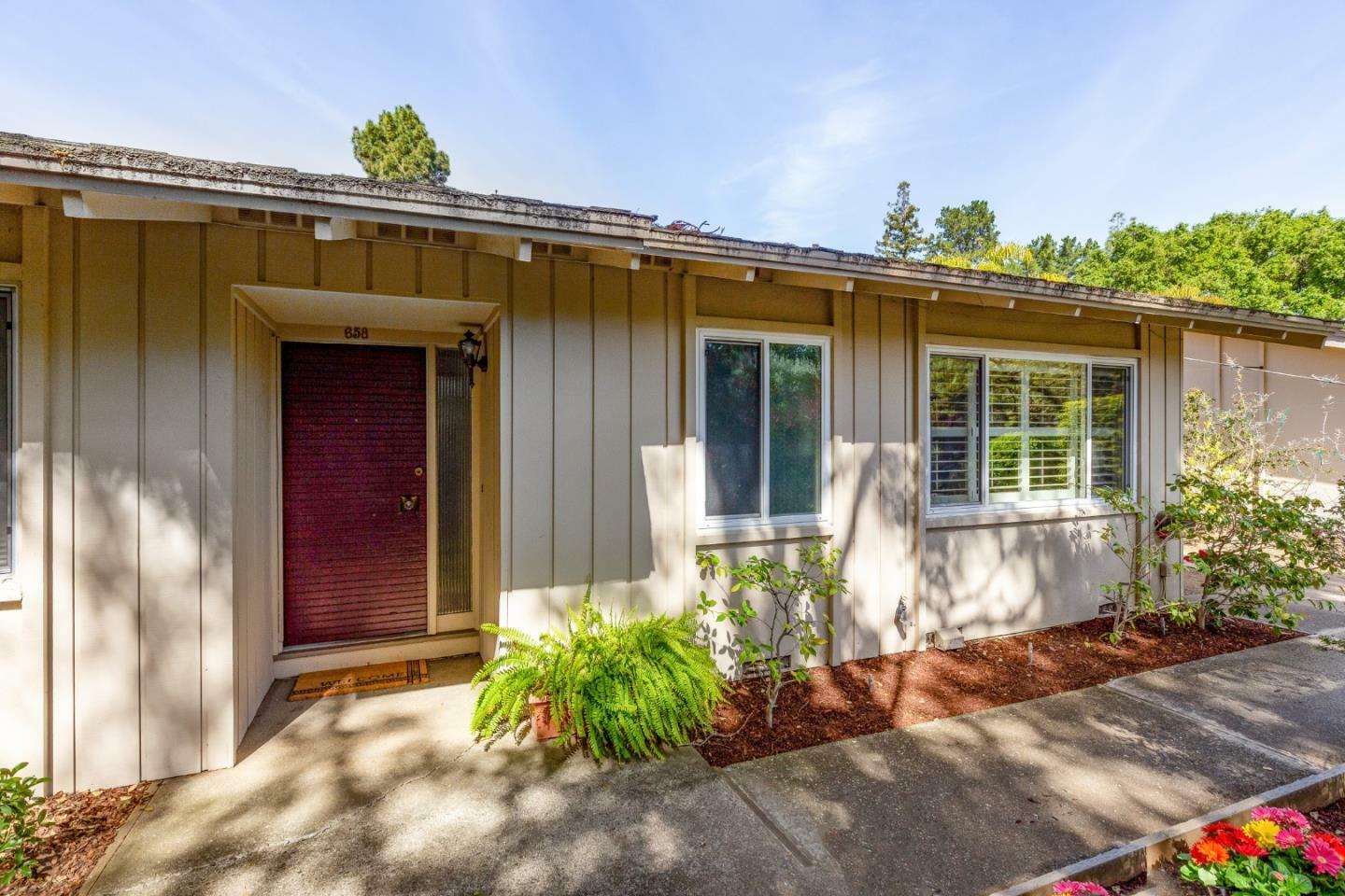 Property Photo:  658 North San Antonio Road  CA 94022 