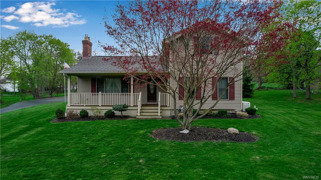 Property Photo: 7111 Jewett Holmwood Road NY 14127