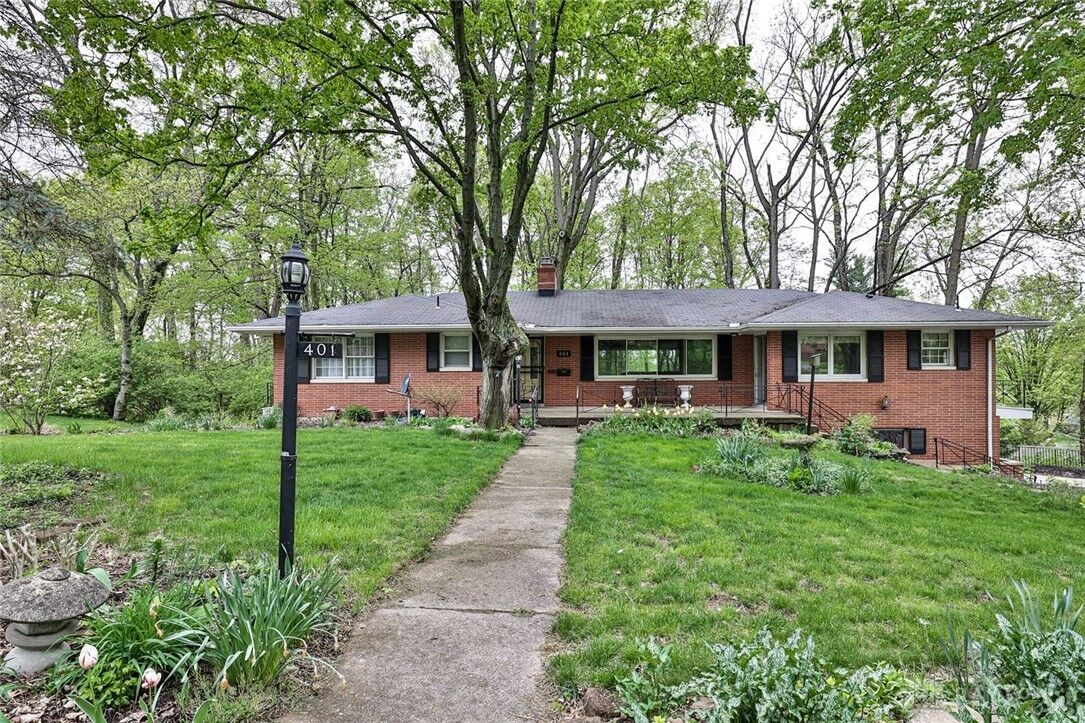 Property Photo: 401 Shady Crest Drive OH 45429